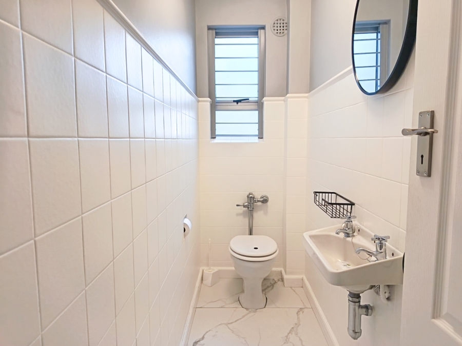 4 Bedroom Property for Sale in Claremont Western Cape